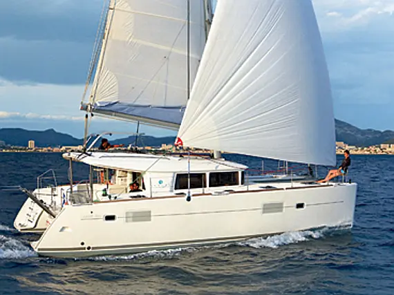 Bareboat Catamaran Lagoon 400 Stray cat - détails