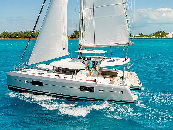 Bareboat Catamaran Lagoon 42 Albion - détails