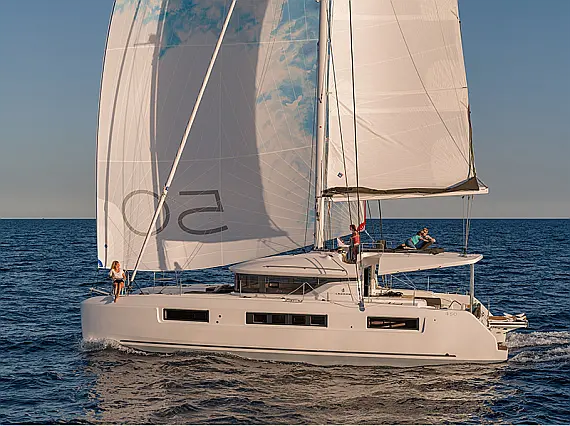 Avec équipage Catamaran Lagoon 50 Zuzo 1ST - détails