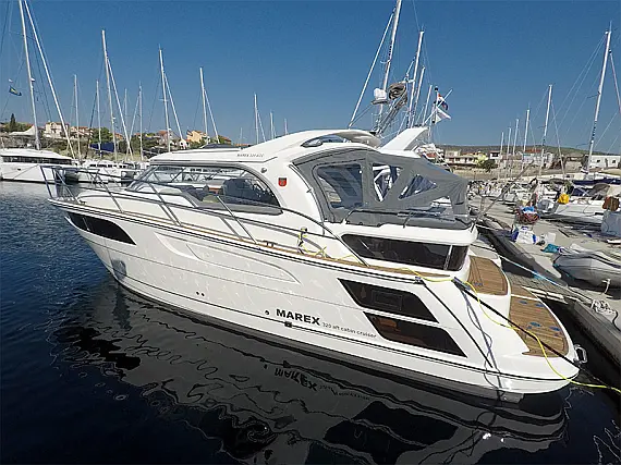 Marex 320 Aft Cabin Cruiser